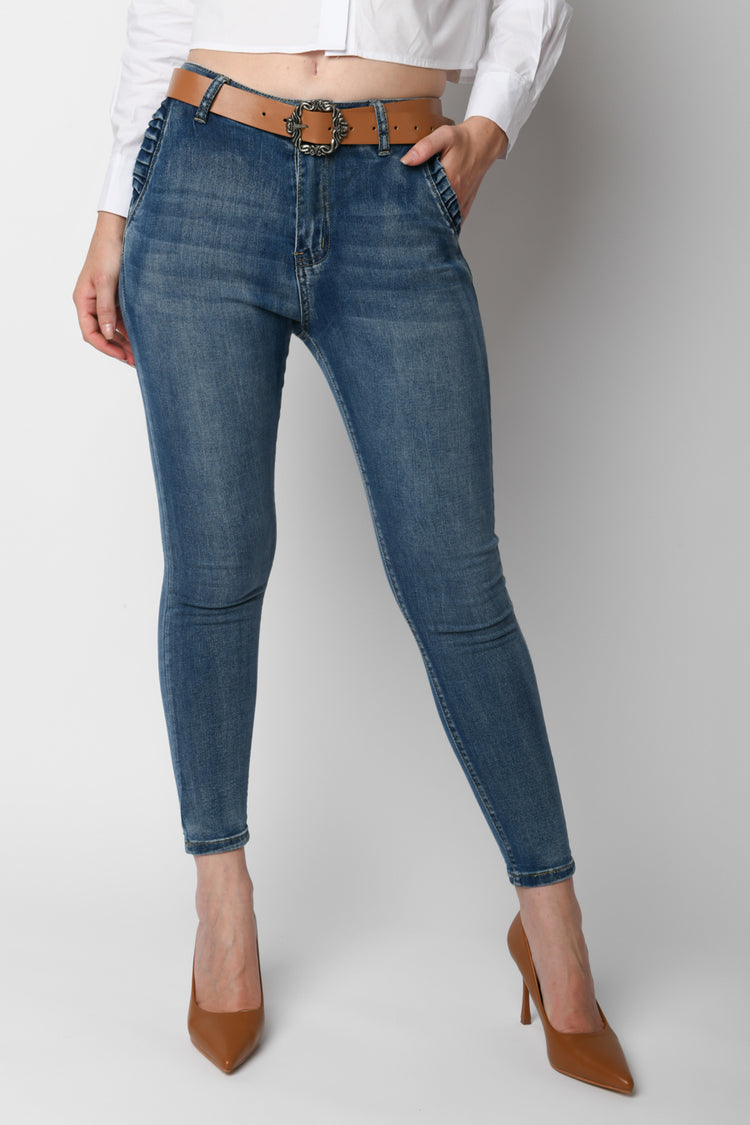 Jeans skinny con cintura