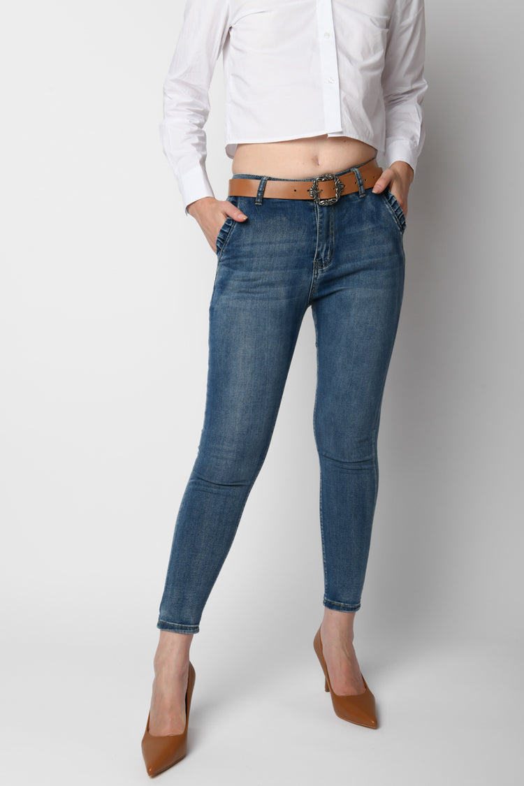 Jeans skinny con cintura