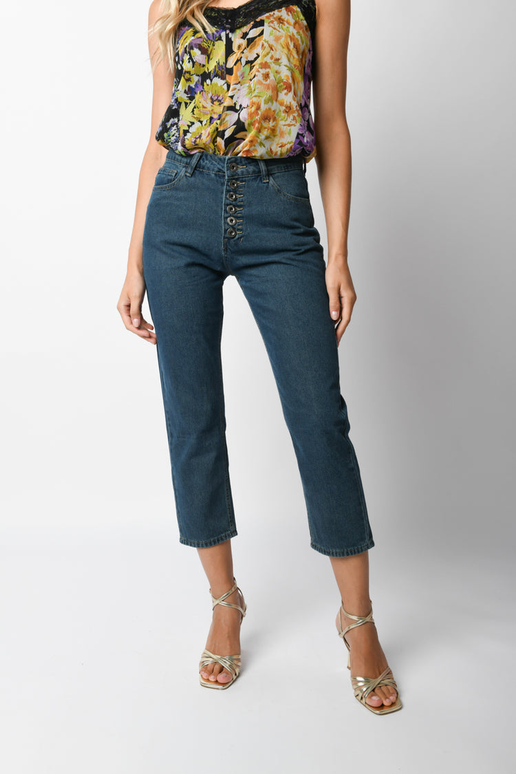 Jeans mom-fit con bottoni